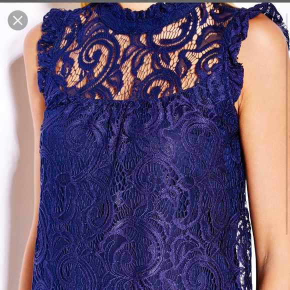 Dorothy Perkins Blue Lace Top - Picture 3 of 4